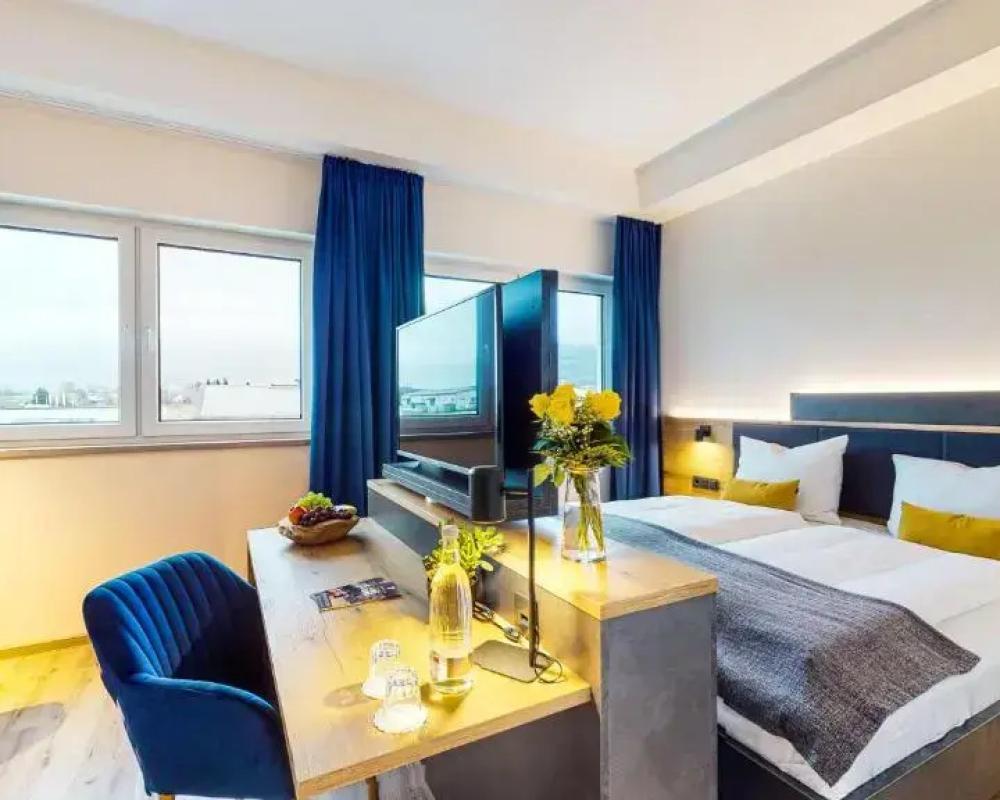 фото Point 7 Hotel