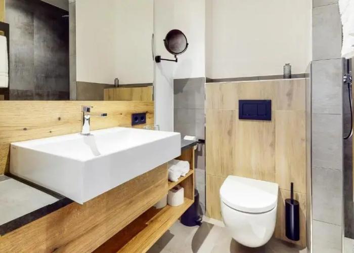 Point 7 Hotel