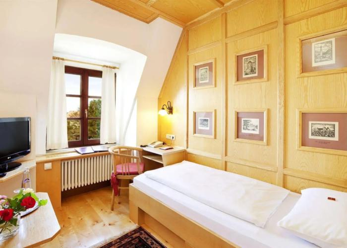 Hotel Hirsch