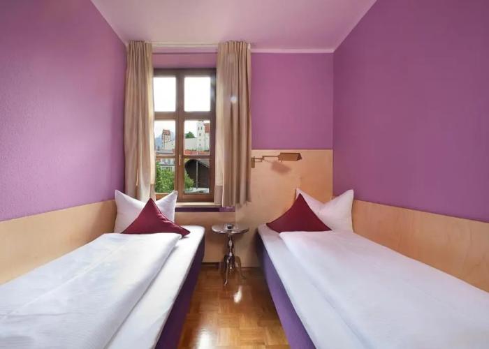 Villa Fantasia Budget Boutique Hotel