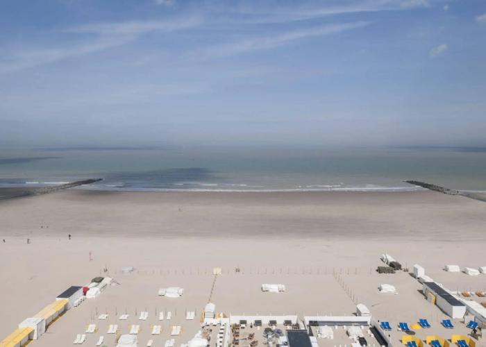 Beach Palace Hotel
