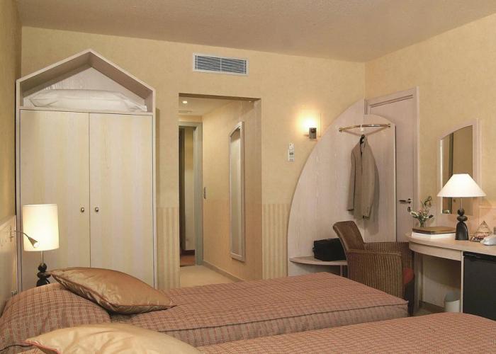 Beach Palace Hotel