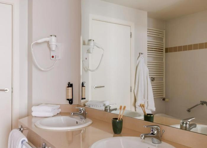 Hotel Aazaert by WP Hotels