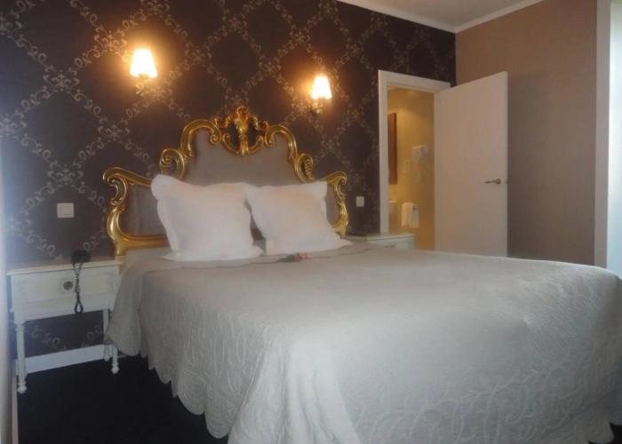 Hotel Lodewijk Van Male