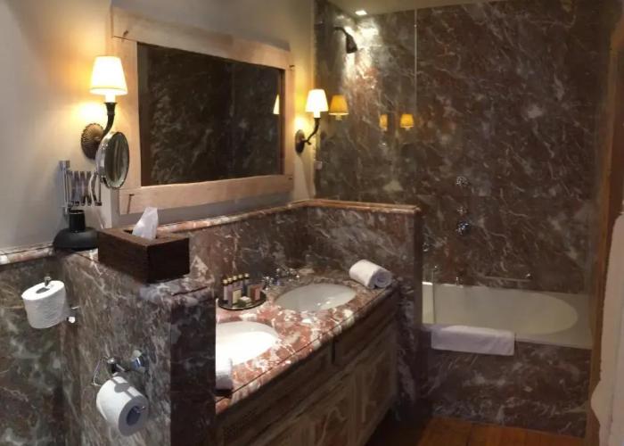 Hotel Relais Bourgondisch Cruyce - A Luxe Worldwide Hotel