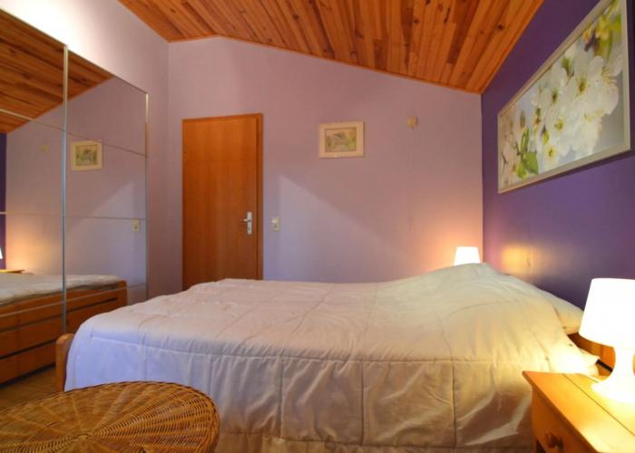 Quaint Holiday Home With Heated Indoor Pool