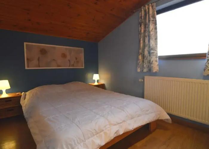 Quaint Holiday Home With Heated Indoor Pool