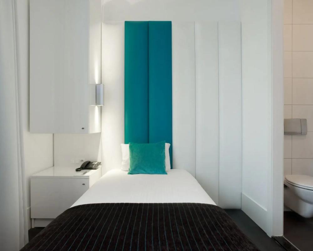 Hotel ECU - Different Hotels