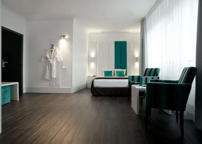 Hotel ECU - Different Hotels