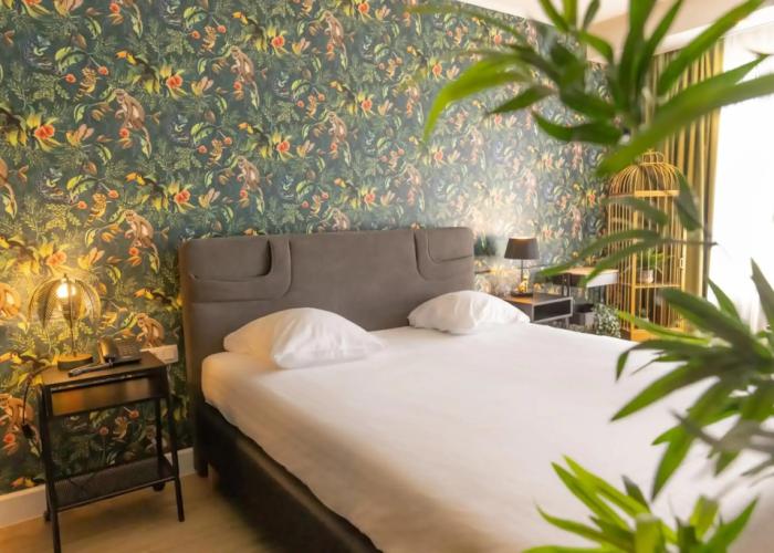M Hotel - Different Hotels