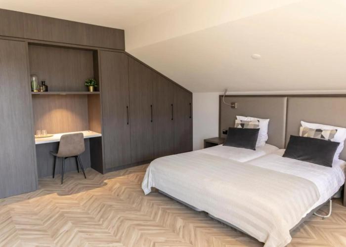 M Hotel - Different Hotels