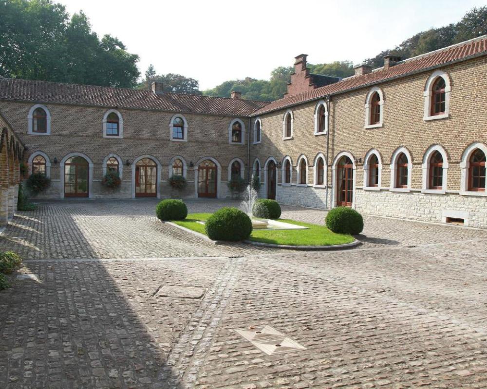 Hotel - Ferme du Chateau D'ahin