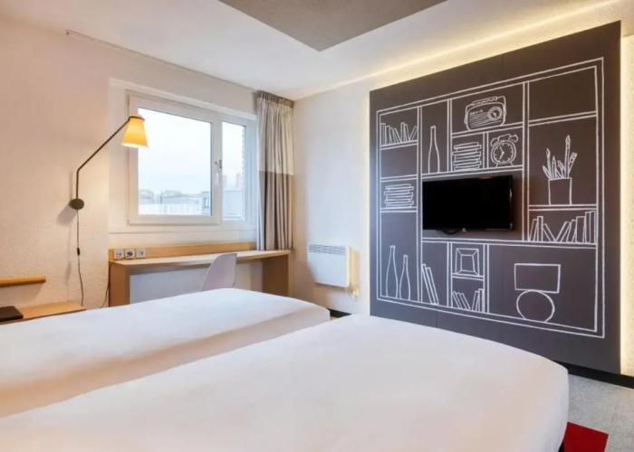 B&B HOTEL Mons Gare