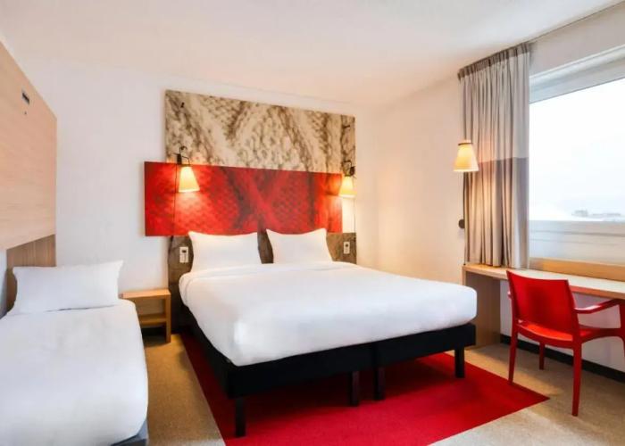 B&B HOTEL Mons Gare