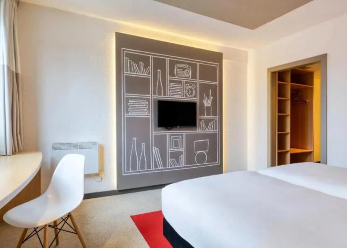 B&B HOTEL Mons Gare