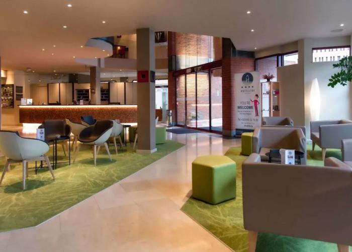 B&B HOTEL Mons Centre