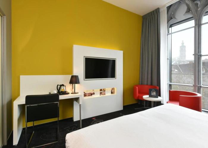 Martin’s Dream Hotel