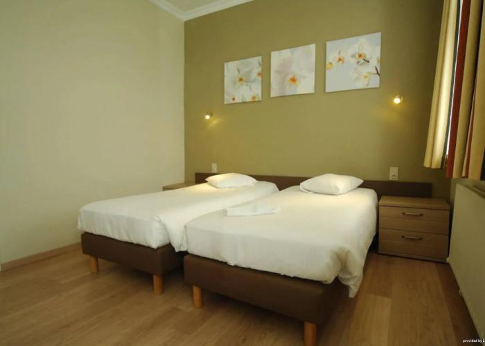 New Hotel De Lives