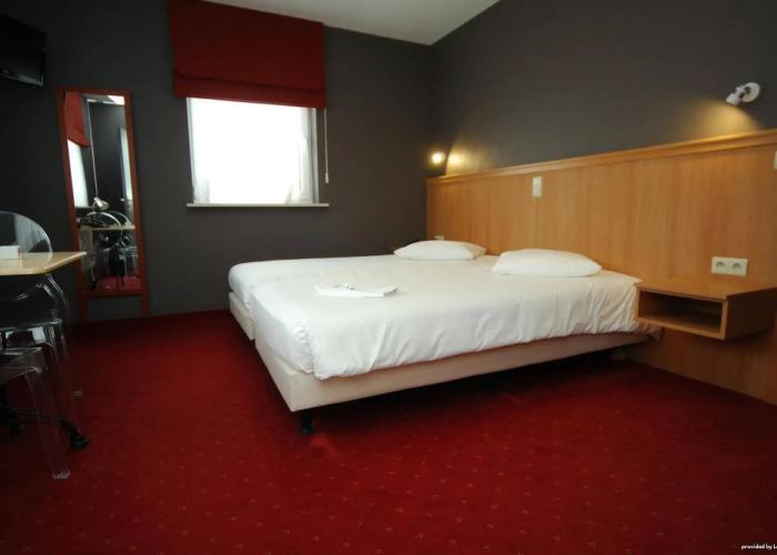 New Hotel De Lives