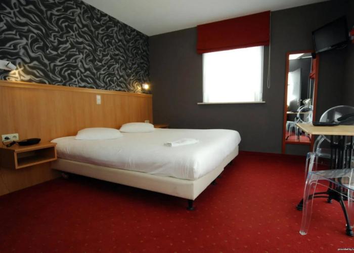 New Hotel De Lives