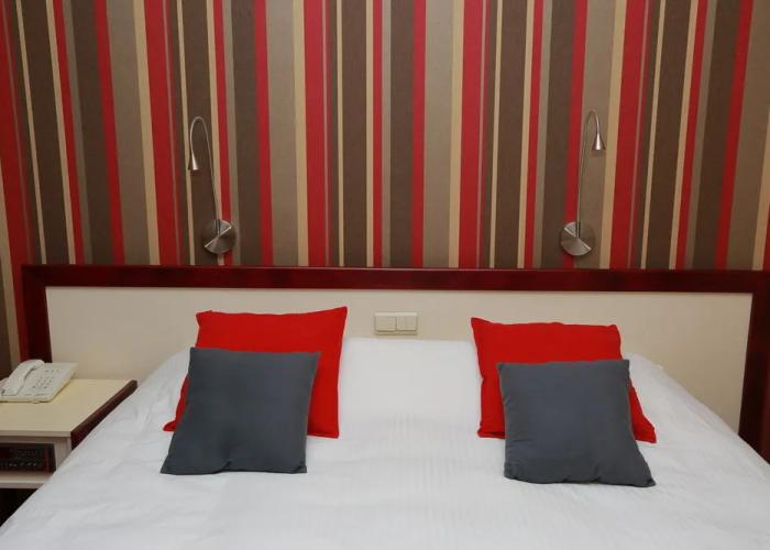 Hotel La Reine