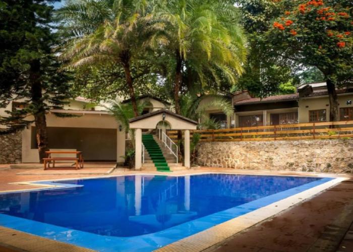 Serendib Suites & Conference Center
