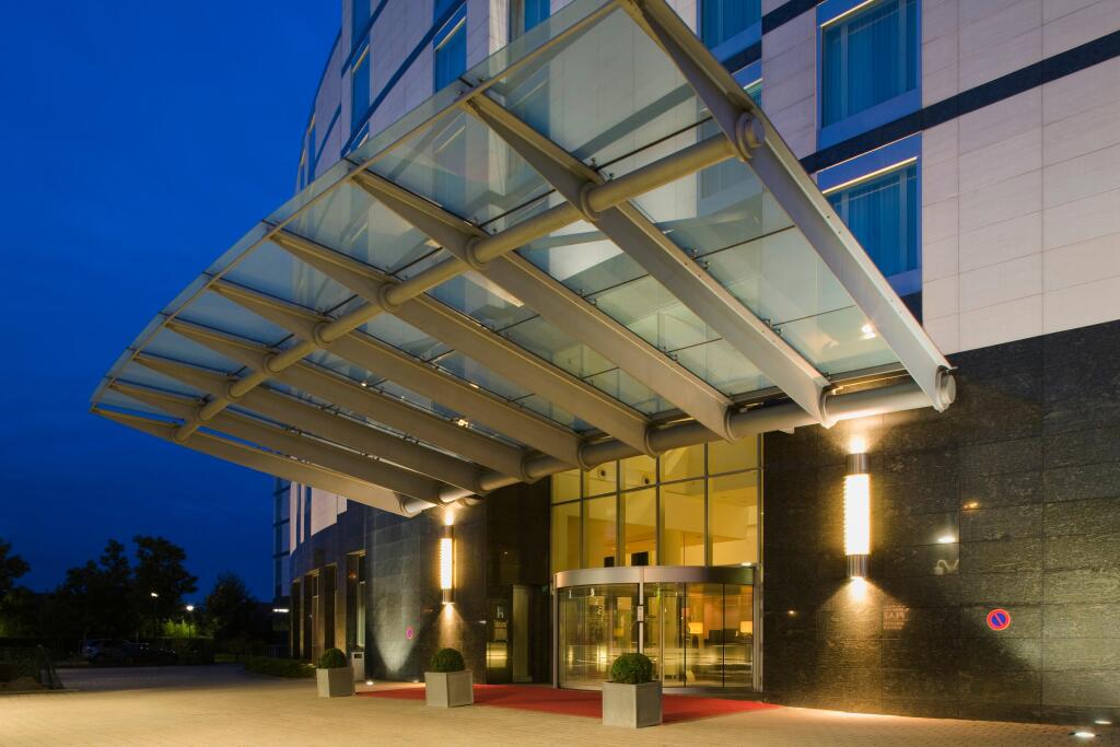Crowne Plaza Brussels Airport by IHG