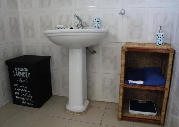 Blue Lagoon Lodge Blantyre