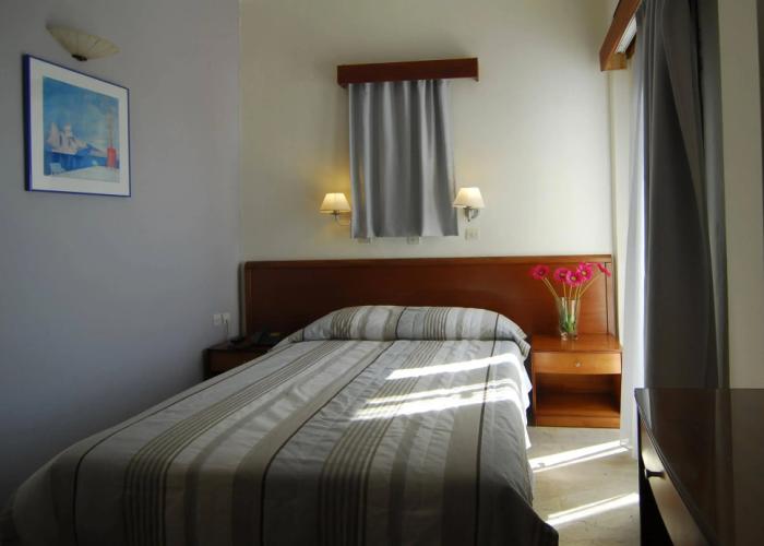 Lato Hotel