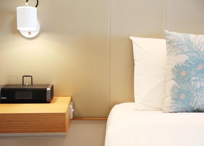 Mangrove Hotel