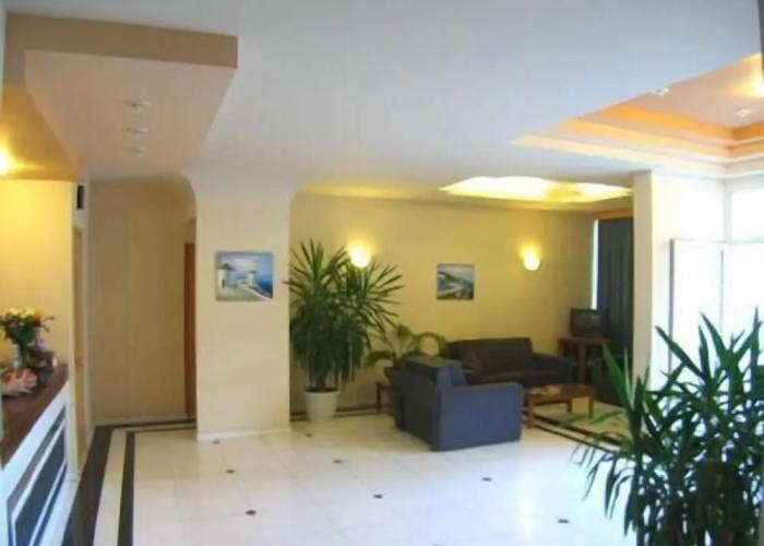 Creta Hotel