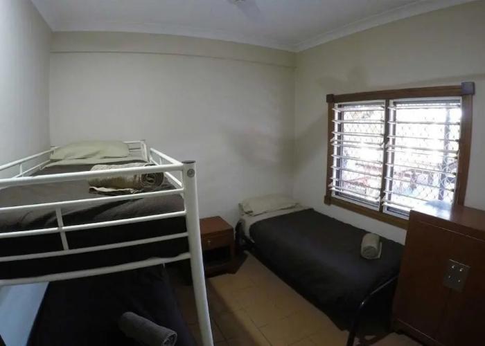 Kimberley Travellers Lodge - Hostel