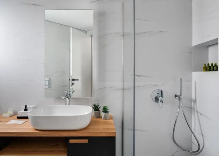 Athenian Riviera Luxurious Residence