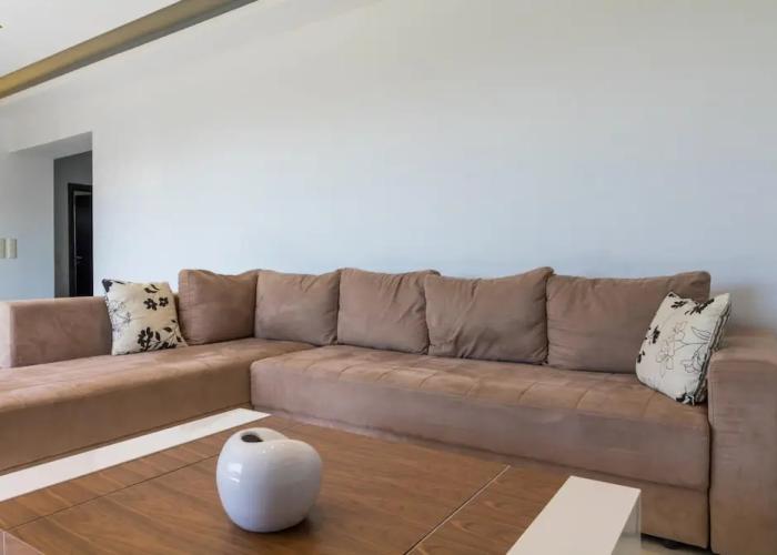 Amazing 2 Bdrm Sea View Holiday Apt