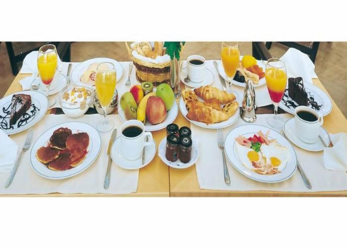 Theoxenia House Hotel