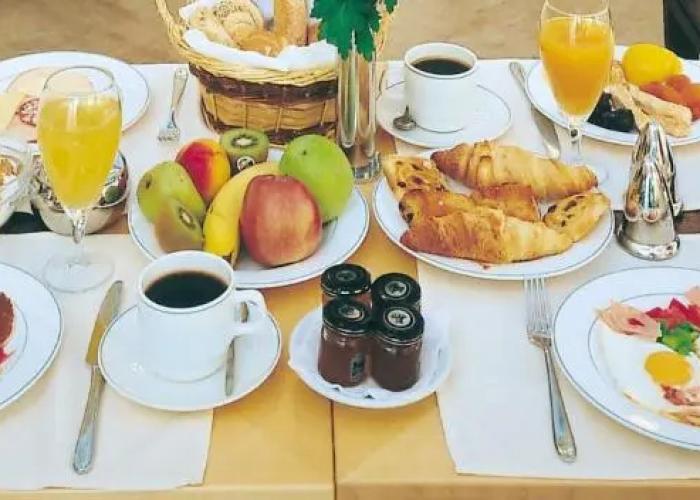 Theoxenia House Hotel