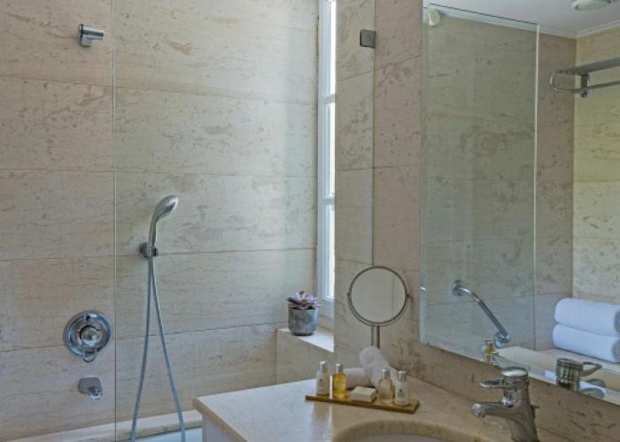 Kefalari Suites