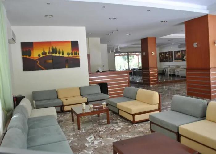 Hotel Ena
