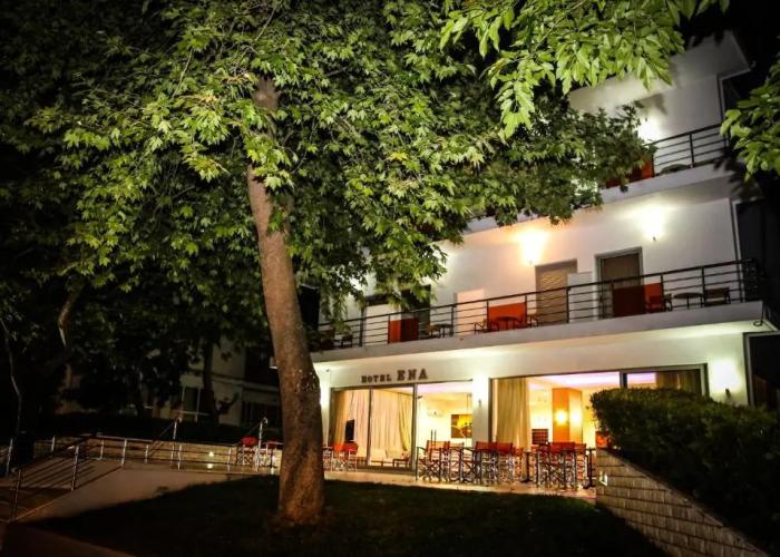 Hotel Ena