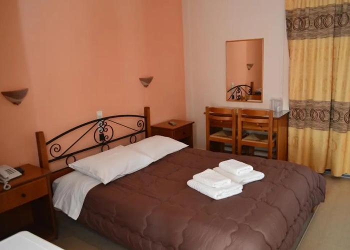 Hotel Anixis