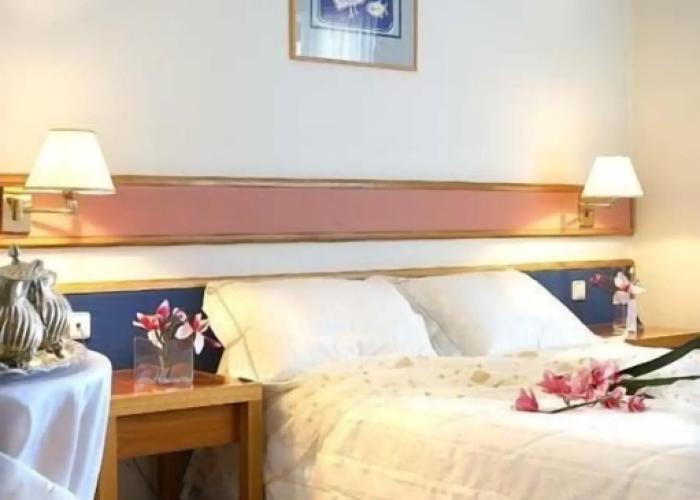 Samaras Hotel