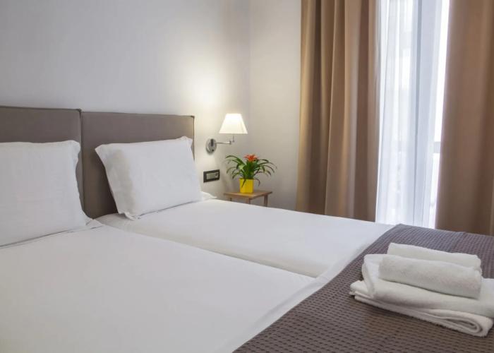 Anemos Rooms & Apartments