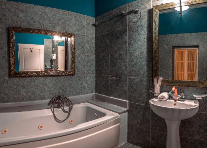 Ilion Hotel Suites