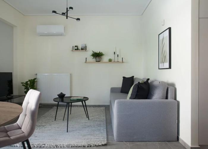 UPSTREET Teal Faliro House