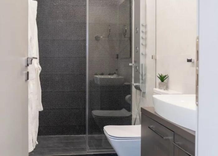The Lop Athens Holiday Luxury Suites