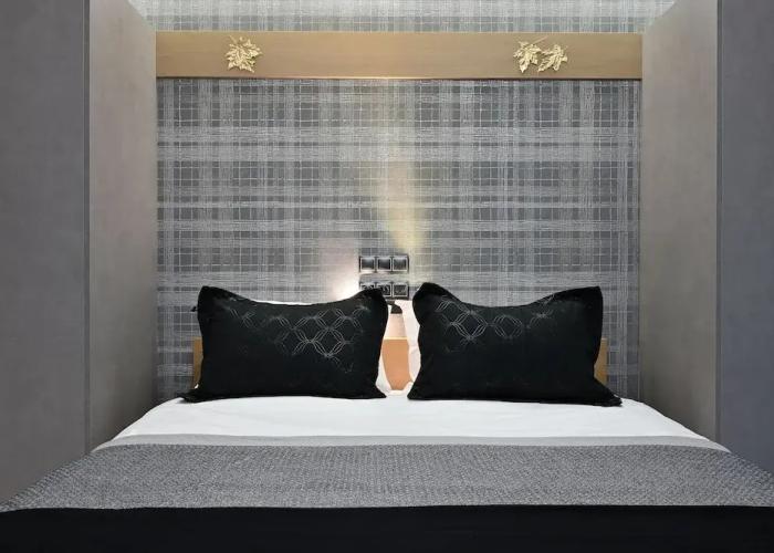 The Lop Athens Holiday Luxury Suites