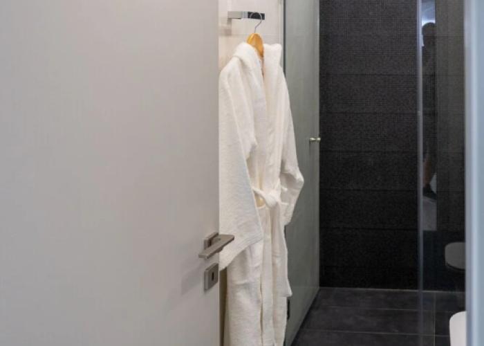 The Lop Athens Holiday Luxury Suites