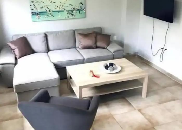 Charming Apartment in Faliro