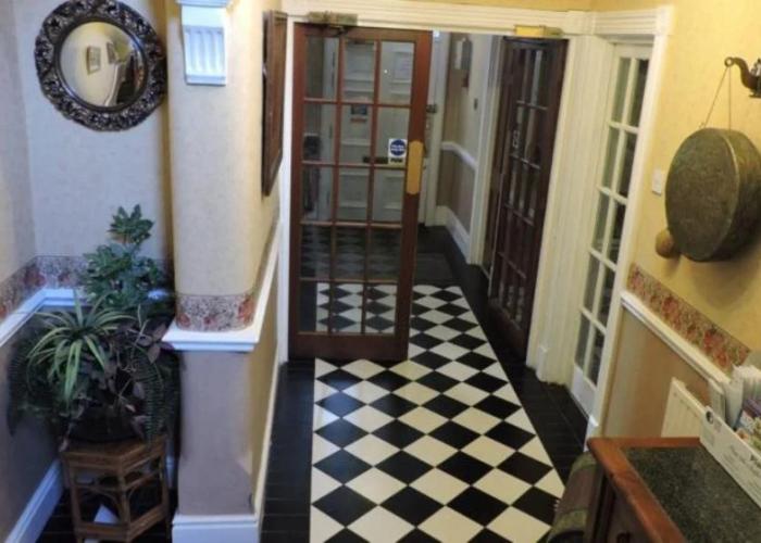 Pymgate Lodge Hotel