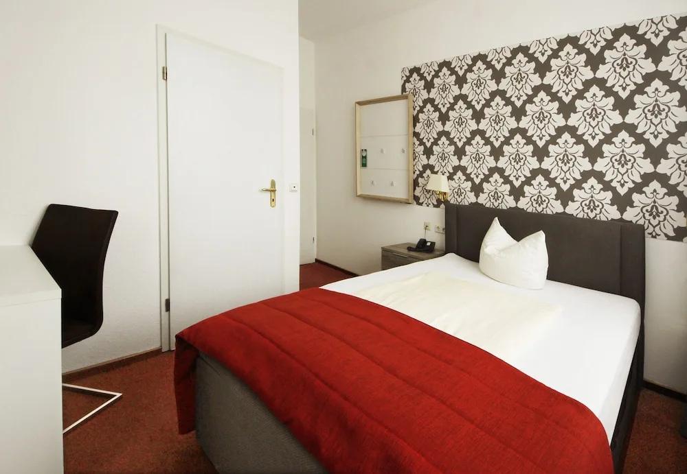 фото Hotel Constantin